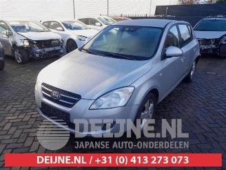 Kia Cee d Cee'd Sporty Wagon (EDF), Combi, 2007 / 2012 1.6 CVVT 16V picture 3