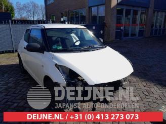 Vrakbiler auto Suzuki Swift Swift (ZA/ZC/ZD), Hatchback, 2010 / 2017 1.2 16V 2012/2
