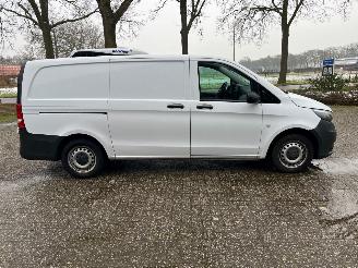 skadebil bedrijf Mercedes Vito 114 Koelauto 2019/6