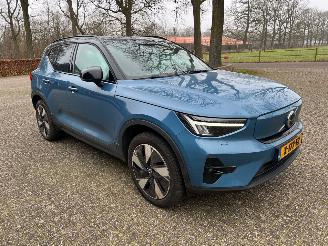 uszkodzony samochody osobowe Volvo XC40 82 kWh Ultimate Single motor 2023/11