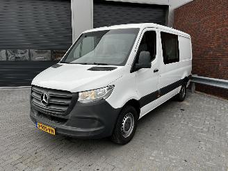 krockskadad bil bedrijf Mercedes Sprinter 316 2.2CDI AUTOMAAT / DUBBEL CABINE / 6PERS / NIEUWE APK 2019/1