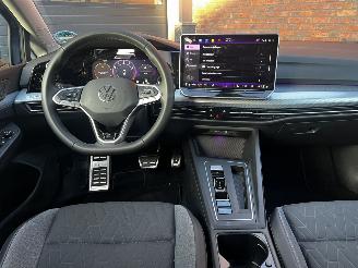 Volkswagen Golf 1.5 eTSI AUTOMAAT / NAVI / CRUISE / LED / ENZ ENZ picture 12