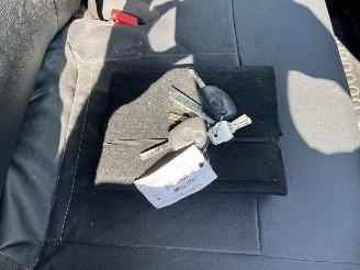 Nissan Interstar 35 2.3 dCi Kipper Navi Airco picture 14