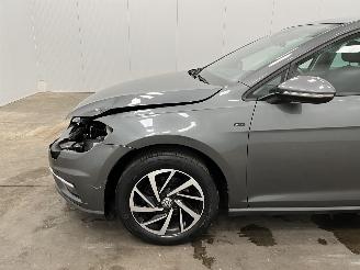 Volkswagen Golf 1.0 5-drs Navi Clima picture 18