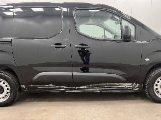 Peugeot Partner 1.5 BlueHDI 73kw Airco picture 16