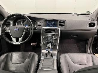 Volvo V-60 2.4 D6 AWD Plug-In Hybrid Summum Navi Clima picture 11