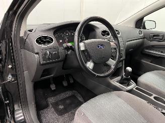 Ford Focus Wagon 1.6i Airco picture 7