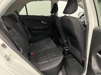 Kia Picanto 1.0 CVVT ComfortPlusLine Navigator Airco picture 10