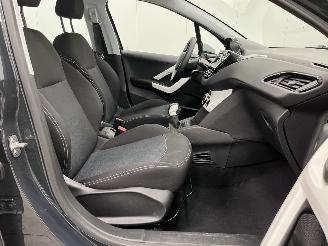 Peugeot 208 1.2 PureTech Like 5-drs Airco picture 9