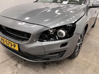 Volvo V-60 1.5 T3 Autom. Polar+ Dynamic Navi Clima picture 21