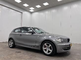 Unfallwagen BMW 1-serie 118d Corporate Business Line Clima 2010/4