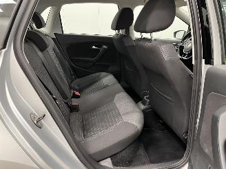 Volkswagen Polo 1.2 TSI 5-drs Airco picture 10
