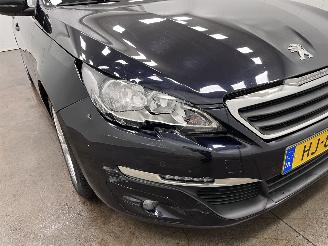 Peugeot 308 1.6 BlueHDI Executive Panoramadak Navi Clima picture 21