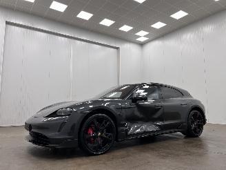 Porsche Taycan 4S Cross Tourismo picture 4