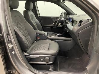 Mercedes B-klasse 200 Autom. Star Edition Navi Clima picture 9