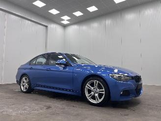 krockskadad bil auto BMW 3-serie 320i Autom. Navi Clima 2018/5