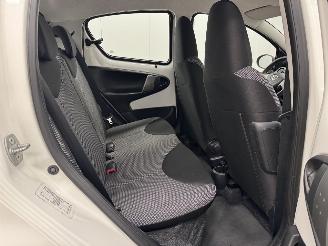 Toyota Aygo 1.0 VVT-i Autom. 5-drs Airco picture 10