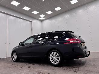Peugeot 308 SW 1.2 PureTech Style Navi Clima picture 3