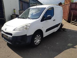 Peugeot Partner Partner (GC/GF/GG/GJ/GK) Van 1.6 HDI 90 (DV6DTED(9HF)) [66kW]  (12-201=
1/08-2016) picture 1