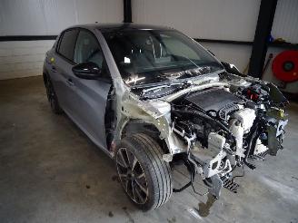 demontáž osobní automobily Peugeot 208 1.2 THP 2021/10