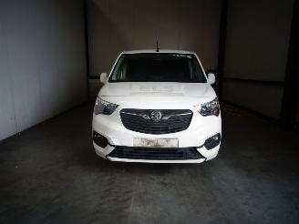 demontáž osobní automobily Opel Combo 1.5 CDTI 2021/4