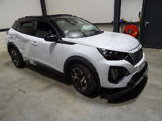 Auto da rottamare Peugeot 2008 1.2 THP AUTOMAAT 2024/1