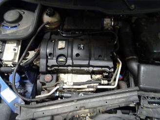 Peugeot 206 CC 1.6 16V picture 5
