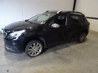 Peugeot 2008 1.2 VTI picture 3