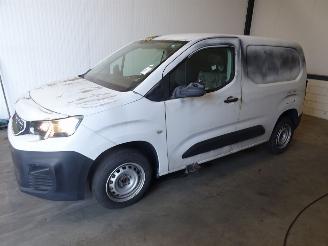 demontáž osobní automobily Peugeot Partner 1.6HDI 2022/12