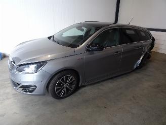 Peugeot 308 2.0 BLUE HDI picture 3