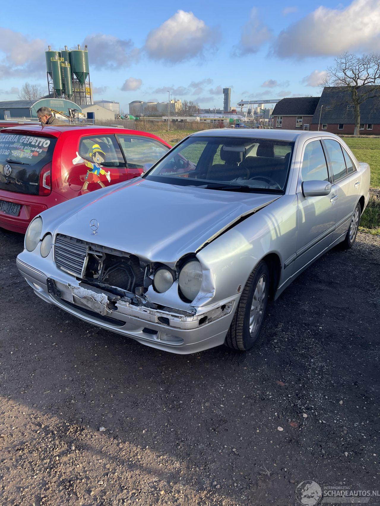 Mercedes E-klasse 240 Elégance