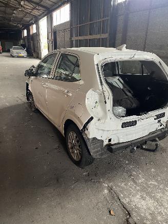 Kia Picanto 1.0 DPI picture 3