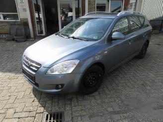 Kia Cee d  picture 3