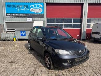 Uttjänta bilar auto Mazda 2  2003/10