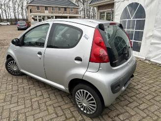 Peugeot 107 107, Hatchback, 2005 / 2014 1.0 12V picture 5