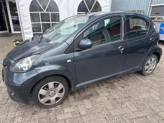 Toyota Aygo Aygo (B10), Hatchback, 2005 / 2014 1.0 12V VVT-i picture 3