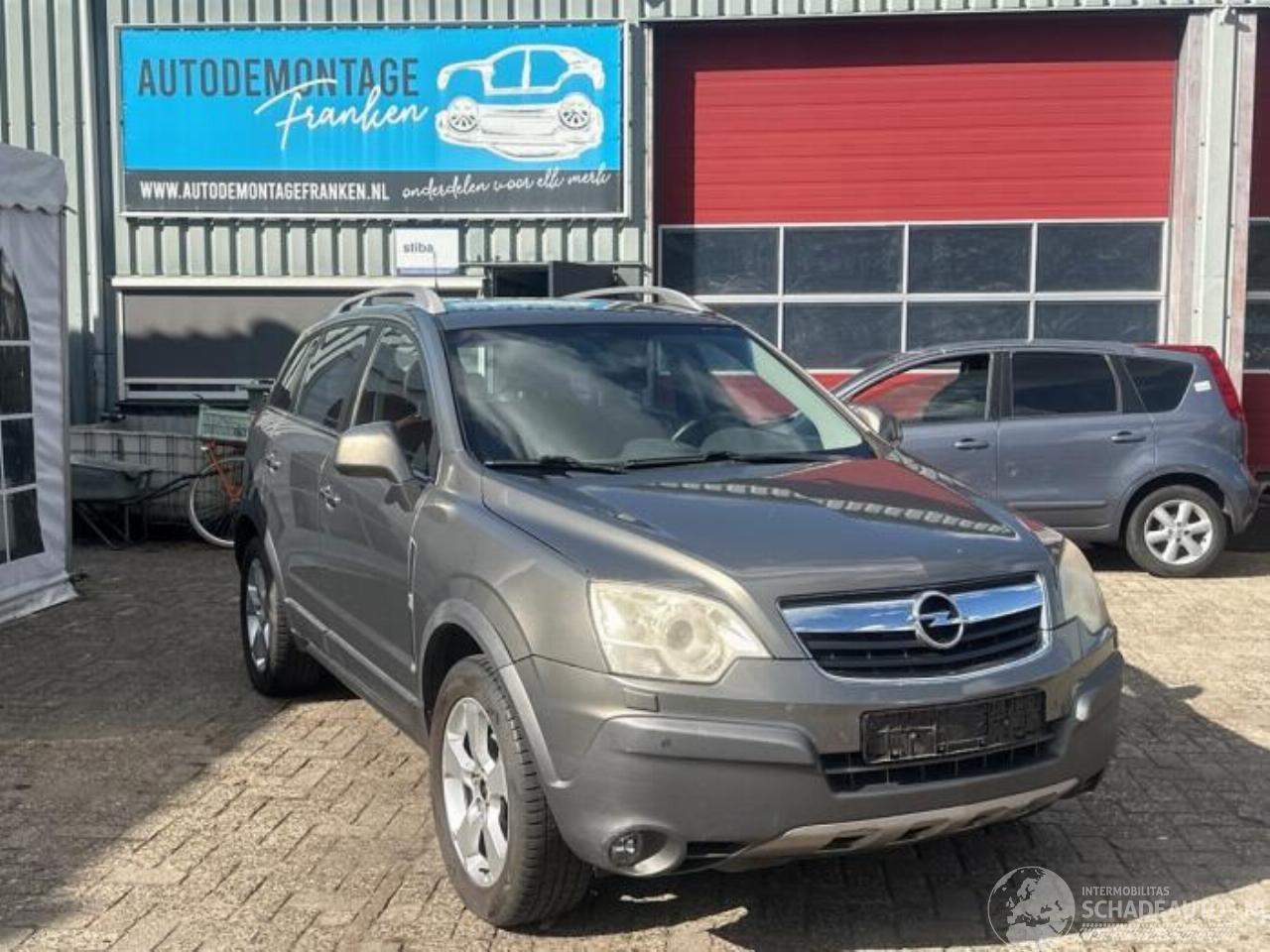 Opel Antara Antara (LA6), SUV, 2006 / 2017 3.2 V6 24V 4x4