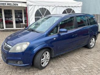 Opel Zafira Zafira (M75), MPV, 2005 / 2015 2.2 16V Direct Ecotec picture 3