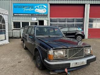 Auto da rottamare Volvo 265  1980