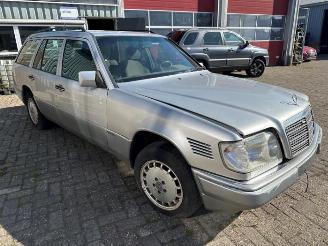 Mercedes MB E Combi diesel (S124), Combi, 1984 / 1996 3.0 E-300D 24V picture 8