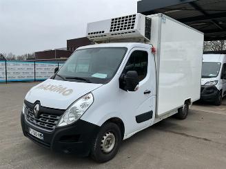 skadebil vrachtwagen Renault Master 2.3 Koelwagen 2019/8