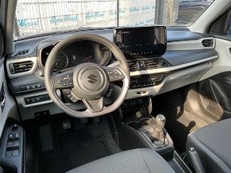 Suzuki Swift 1.2 GL+ Smart Hybrid picture 5