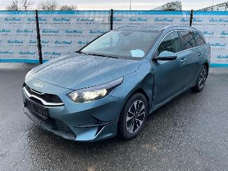 Kia Cee d Cee'd Station Vision 1.4 (103kW) Automaat | Camera | LM 16" | NAVI picture 1