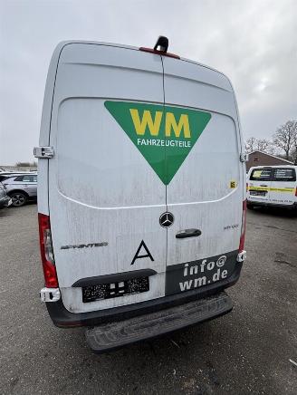 Mercedes Sprinter 317 CDI RWD L2 (907.633) picture 4