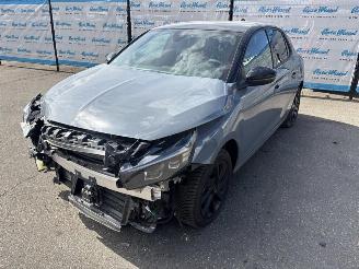 Damaged car Opel Corsa Level 4 1.2 Turbo (74kW) Automaat 2025/3