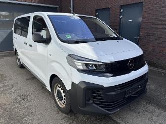 Opel Vivaro Basis M (L2) Dubbele Cabine Comfort 2.0 BlueHDi picture 2