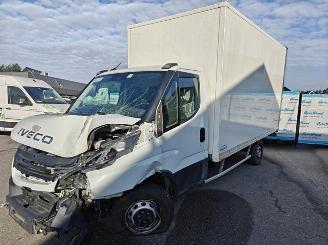 uszkodzony samochody ciężarowe Iveco Daily 35S16HE6 Bakwagen met Laadklep 2025/5