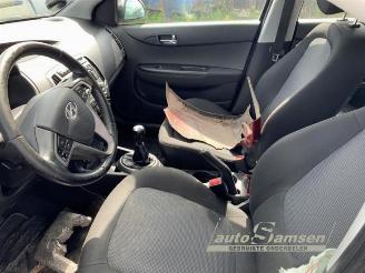 Hyundai I-20 i20, Hatchback, 2008 / 2015 1.2i 16V picture 6