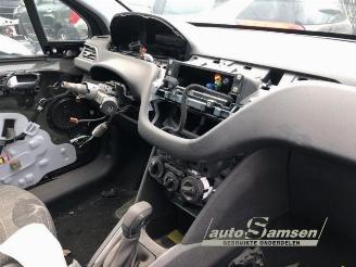 Peugeot 208 208 I (CA/CC/CK/CL), Hatchback, 2012 / 2019 1.2 Vti 12V PureTech 82 picture 10