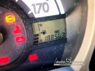 Toyota Aygo Aygo (B10), Hatchback, 2005 / 2014 1.0 12V VVT-i picture 5